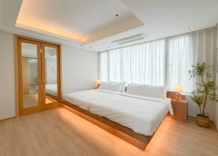 Coex Luxury 3br In Gangnam Bongeunsa Station 1 Sec Apartment *